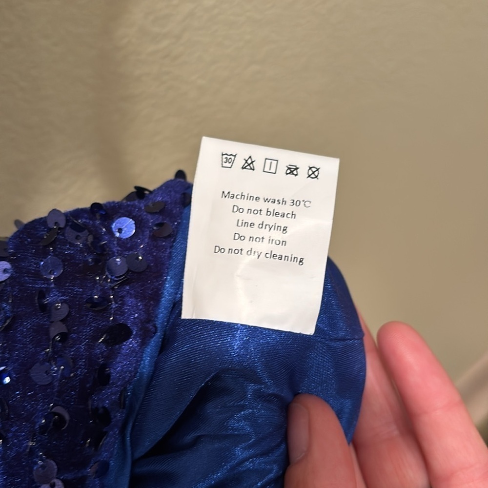 Allegra K Shimmering Blue Sequin Top - Picture 9 of 9